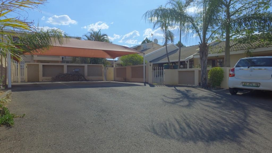 3 Bedroom Property for Sale in Rustenburg Central North West